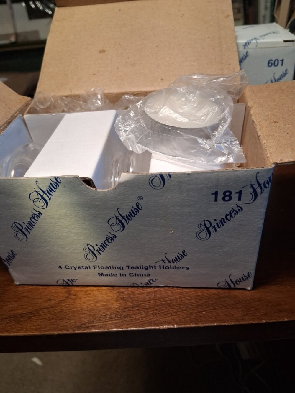 Princess House Crystal Floating Tealight Holders – Set of 4 – NOS #181 - Picture 2 of 6